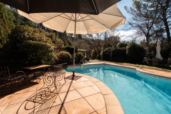 Luxury House for sale in Saint-Marc-Jaumegarde, 1 395 000 €, Photo 2