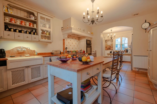 Luxury House for sale in Saint-Marc-Jaumegarde, 1 395 000 €, Photo 4