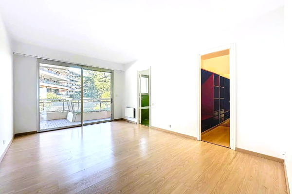 Luxury Apartment for sale in Nice, 580 000 €, Photo 6