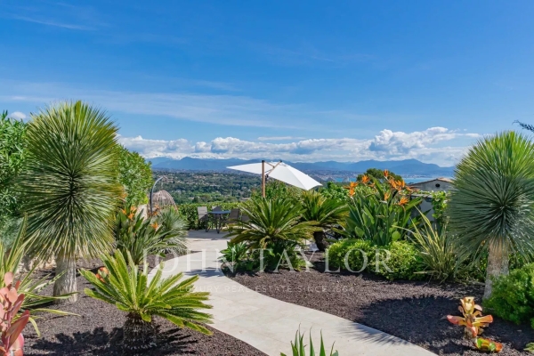 Luxury House for sale in Antibes, 1 980 000 €, Photo 5