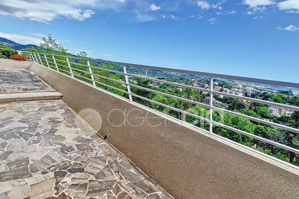 Luxury Apartment for sale in Grasse, 395 200 €, Photo 7