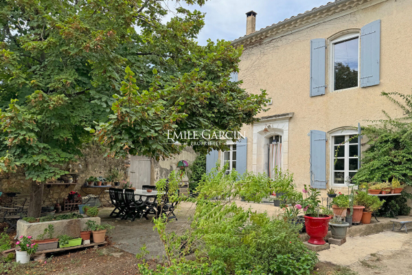 Maison de luxe à vendre à Boulbon, 895 000 €, Photo 1