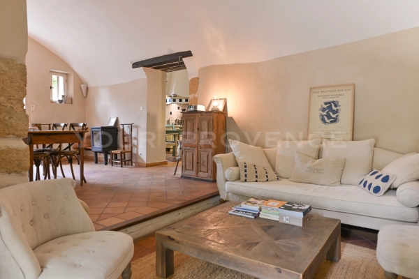 Luxury House for sale in Taillades, 530 000 €, Photo 5