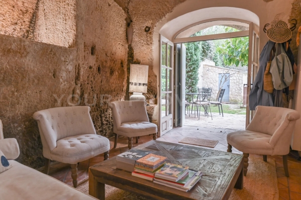 Luxury House for sale in Taillades, 530 000 €, Photo 7