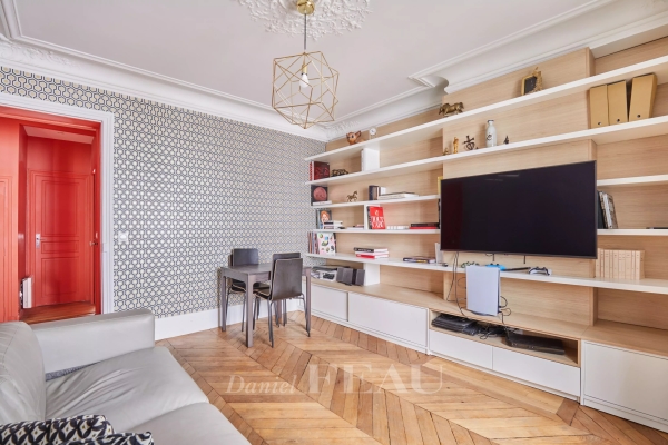 Appartement de luxe à vendre à Paris 7ème, 690 000 €, Photo 3
