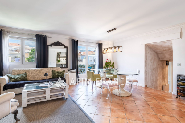 Appartement de luxe à vendre à Saint-Jean-Cap-Ferrat, 1 400 000 €, Photo 3