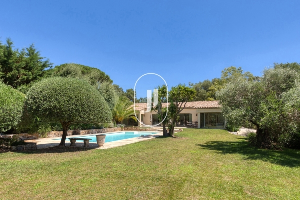 Maison de luxe à vendre à Grimaud, 3 820 000 €, Photo 1