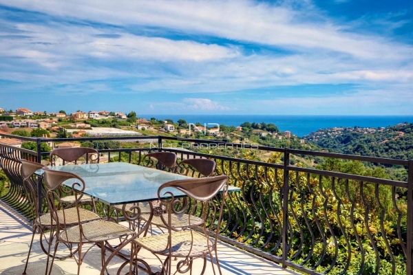 Luxury House for sale in Nice, 1 290 000 €, Photo 3