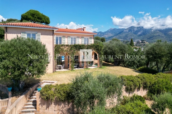 Maison de luxe à vendre à Menton, 3 950 000 €, Photo 1