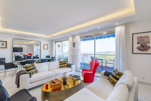 Luxury Apartment for sale in Nice, 890 000 €, Photo 2