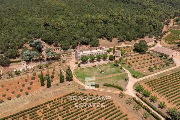 Luxury House for sale in Saint-Maximin-la-Sainte-Baume, 13 500 000 €, Photo 3