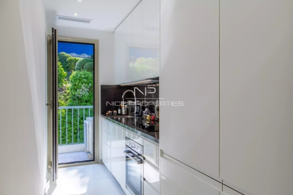 Luxury Apartment for sale in Nice, 890 000 €, Photo 7