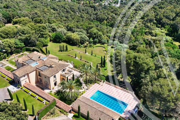 Maison de luxe à vendre à Saint-Paul-de-Vence, 18 000 000 €, Photo 1