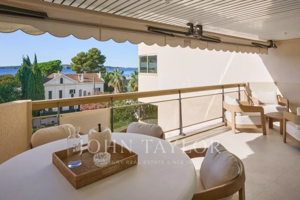 Luxury Apartment for sale in Cannes, 1 790 000 €, Photo 3