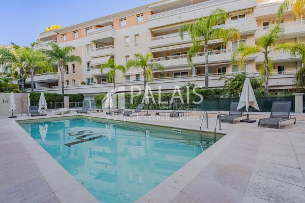 Luxury Apartment for sale in Beaulieu-sur-Mer, 2 150 000 €