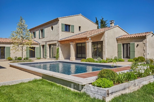 Luxury House for sale in Saint-Rémy-de-Provence, 2 435 000 €, Photo 2