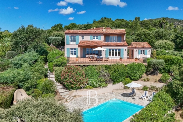 Maison de luxe à vendre à Les Issambres, 2 490 000 €, Photo 1