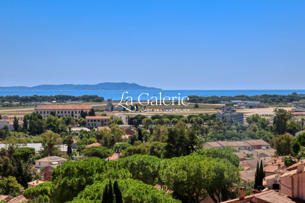 Maison de luxe à vendre à Hyères, 1 300 000 €, Photo 2