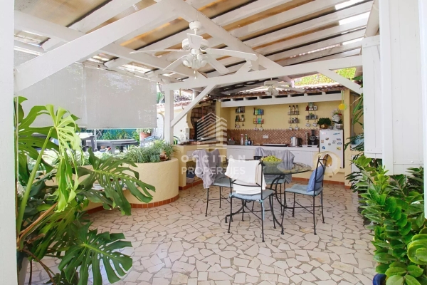 Maison de luxe à vendre à Cannes, 849 000 €, Photo 3