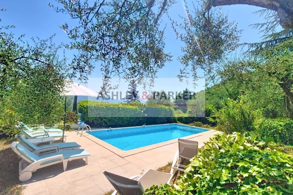 Luxury House for sale in Le Broc, 895 000 €, Photo 1