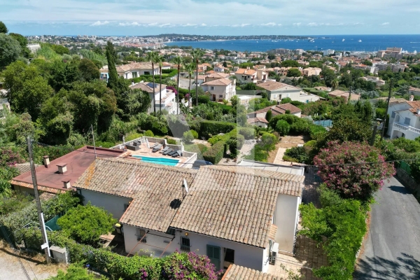 Maison de luxe à vendre à Le Golfe Juan, 850 500 €, Photo 2
