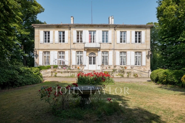 Luxury House for sale in Bordeaux, 1 680 000 €, Photo 2