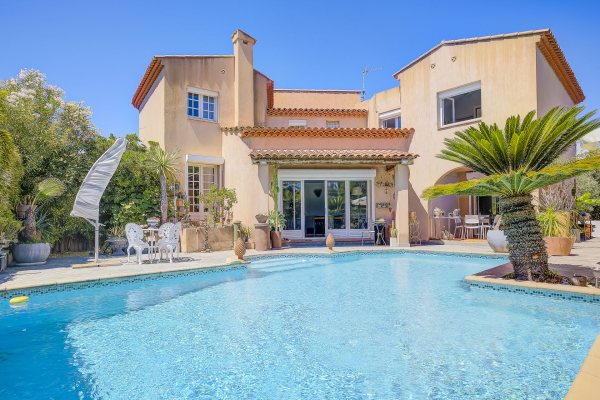 Luxury House for sale in Nice, 1 280 000 €, Photo 2