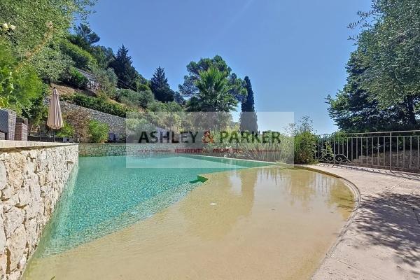 Maison de luxe à vendre à Èze, 2 550 000 €, Photo 1