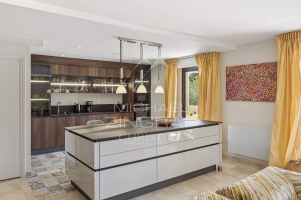 Appartement de luxe à vendre à Mandelieu-la-Napoule, 995 000 €, Photo 3