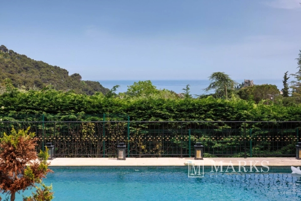 Luxury House for sale in Èze, 3 900 000 €, Photo 1