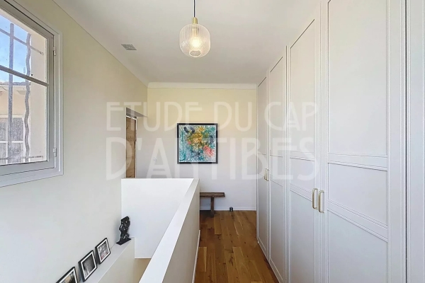 Maison de luxe à vendre à Cap d'Antibes, 1 650 000 €, Photo 6