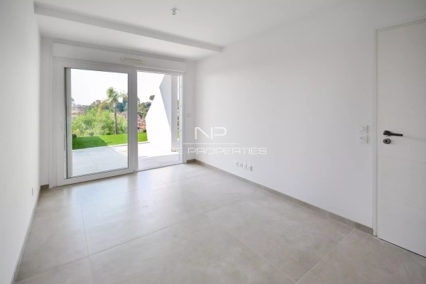 Luxury Apartment for sale in Roquebrune-Cap-Martin, 595 000 €, Photo 5