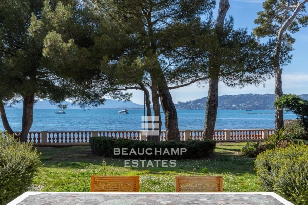Maison de luxe à vendre à Cap d'Antibes, 17 500 000 €, Photo 1