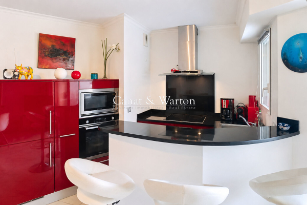 Luxury Apartment for sale in Fréjus, 465 000 €, Photo 3