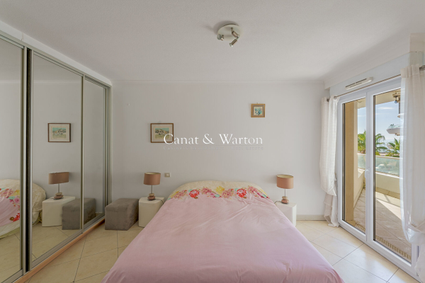 Luxury Apartment for sale in Fréjus, 465 000 €, Photo 4