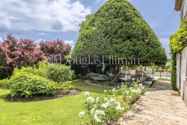 Luxury House for sale in Grasse, 3 850 000 €, Photo 5