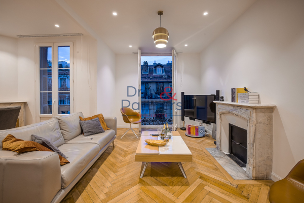 Luxury Apartment for sale in Nice, 799 000 €, Photo 1