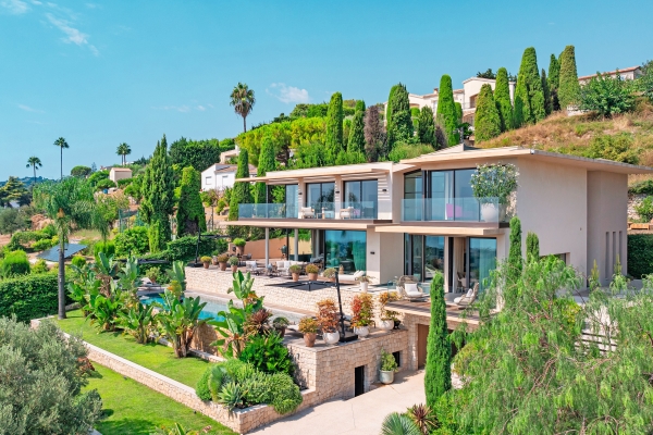 Luxury House for sale in Le Golfe Juan, 12 500 000 €, Photo 1