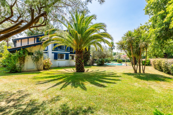 Maison de luxe à vendre à Bassussarry, 840 000 €, Photo 3