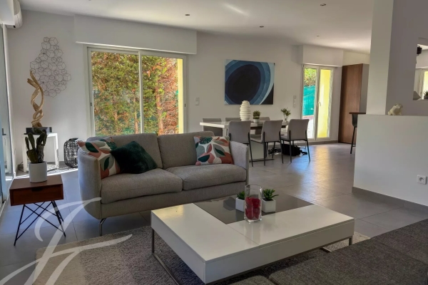 Luxury House for sale in Antibes, 1 590 000 €, Photo 5