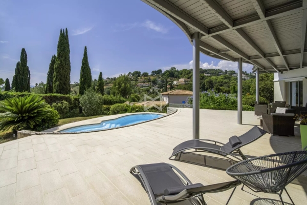 Maison de luxe à vendre à Mougins, 1 670 000 €, Photo 3