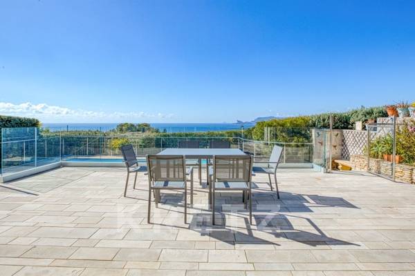 Maison de luxe à vendre à Saint-Cyr-sur-Mer, 2 000 000 €, Photo 3