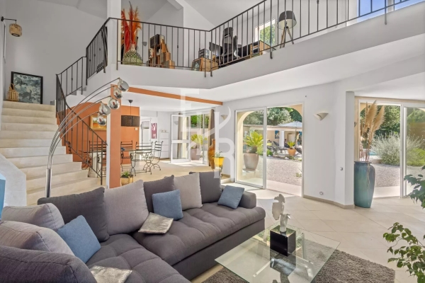Maison de luxe à vendre à Mougins, 1 650 000 €, Photo 6