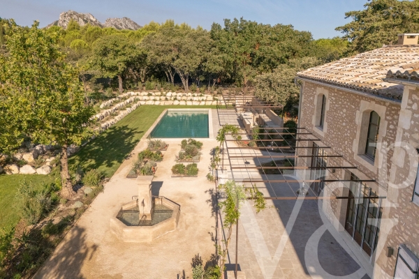 Maison de luxe à vendre à Eygalières, 4 700 000 €, Photo 3