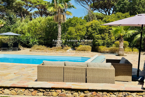 Maison de luxe à vendre à Les Issambres, 750 000 €, Photo 1