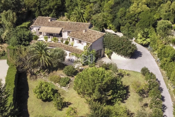 Luxury House for sale in Saint-Paul-de-Vence, 1 680 000 €, Photo 1