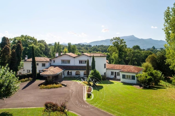 Maison de luxe à vendre à Saint-Jean-de-Luz, 6 300 000 €, Photo 1