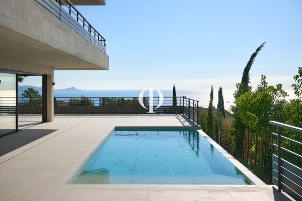 Luxury House for sale in Les Issambres, 4 830 000 €, Photo 3