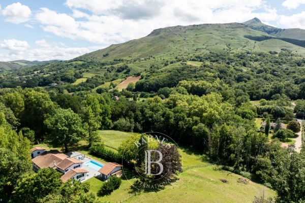 Maison de luxe à vendre à Ascain, 1 980 000 €, Photo 1