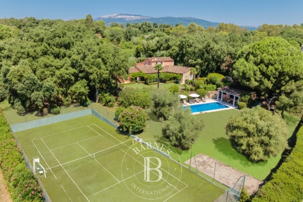 Luxury House for sale in Grasse, 2 190 000 €, Photo 2